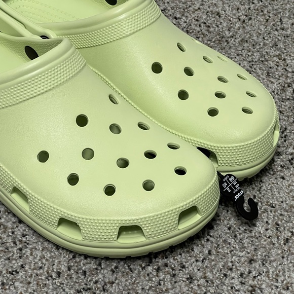 CROCS Shoes New Crocs Classic Clog Celery Us 4 Mens 1001335 Neon